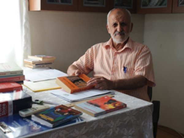 70 yaşında üniversite mezunu oldu