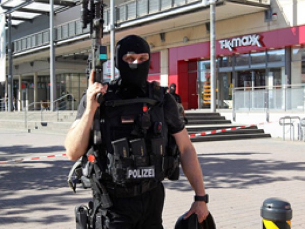 Saldırganın silahı kurusıkı tabanca çıktı