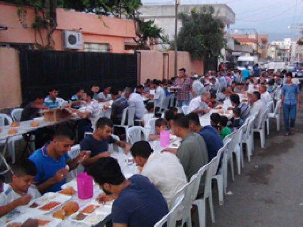 Osmaniye HÜDA PAR ’dan halka iftar yemeği