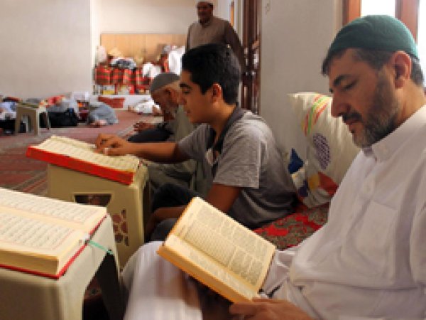 Urfa’da itikâf ibadeti tüm güzelliğiyle sürüyor