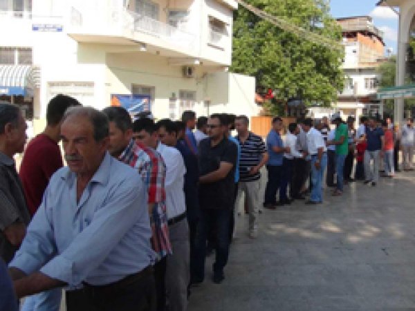 HÜDA PAR Osmaniye'de halkla bayramlaştı