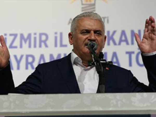 Binali Yıldırım: Paralel yamuldu