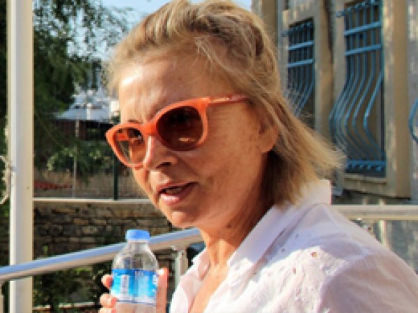 Nazlı Ilıcak ve 16 gazeteci tutuklandı