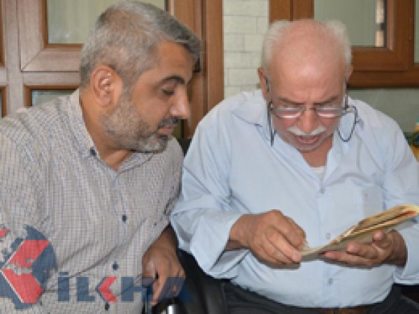 71’lik dedenin Kur’an-ı Kerim öğrenme aşkı