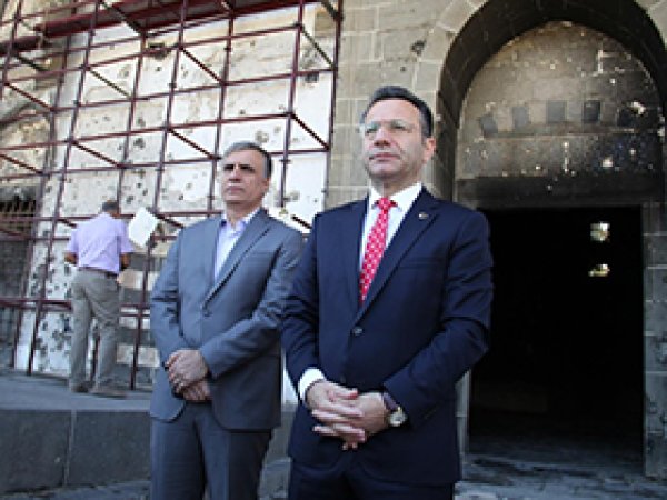 Sur'daki Cami ve Kiliseler restore edilecek