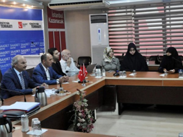 'Biz bu ülkenin üvey evlatları değiliz'