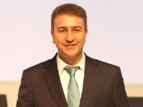 AK Partili Ahmet Budak silahlı saldırıya uğradı