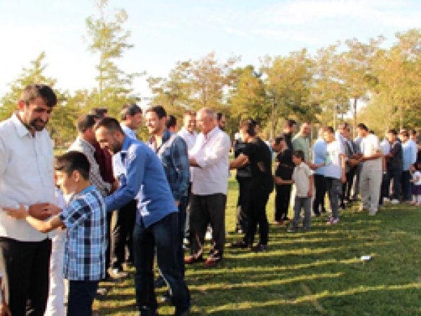 Van'da Peygamber Sevdalıları bayramlaştı