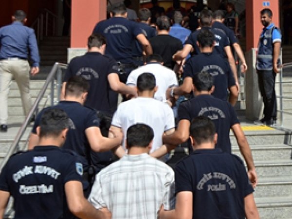 FETÖ'den Diyarbakır’da 562 tutuklama