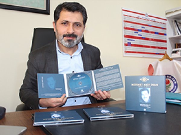 Mehmet Akif İnan'a 'Vefa' albümü 