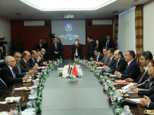 Yılmaz, Iraklı Bakan İsa ile görüştü