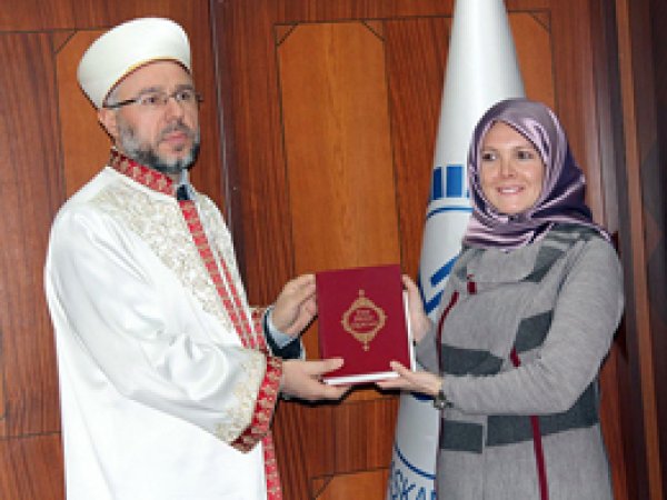 Kolombiyalı bayan Müslüman oldu