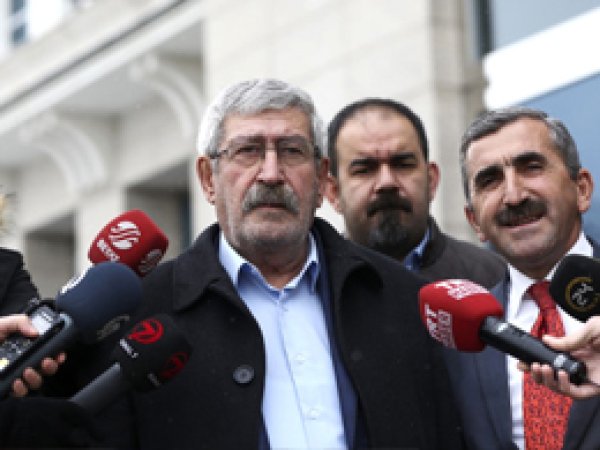 AK Parti'ye üyelik başvurusu