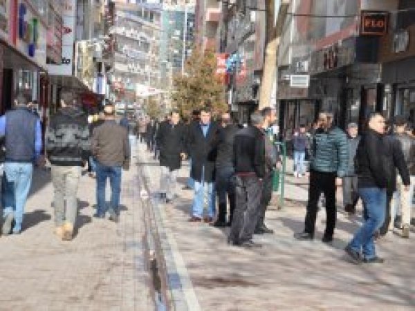 Esnaftan mülk sahiplerine kira çağrısı