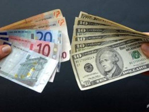 Euro 4 TL'yi geçti