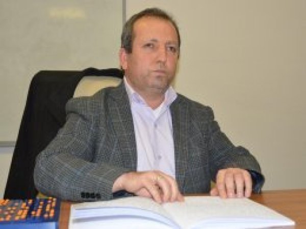 Görme engelli öğretmenın Kur’an aşkı