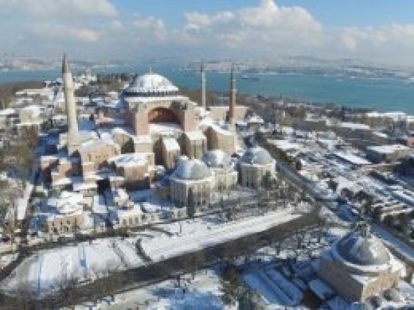 Kar esaret değil temizlik ve rahmettir