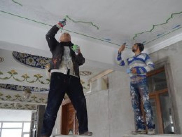 35 yıldır ailece hat sanatını camilere işliyorlar