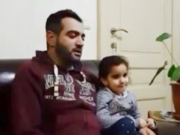Babasını düzelten kız hayran bıraktırdı