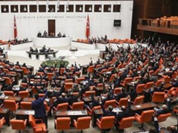 Genel Kuruldaki 2'nci turda 7 madde kabul edildi