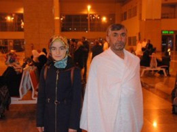 Siyer Sınavı'nda dereceye girenler umreye uğurlandı