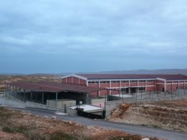Trilyonluk mezbahanın kullanılmamasına tepki