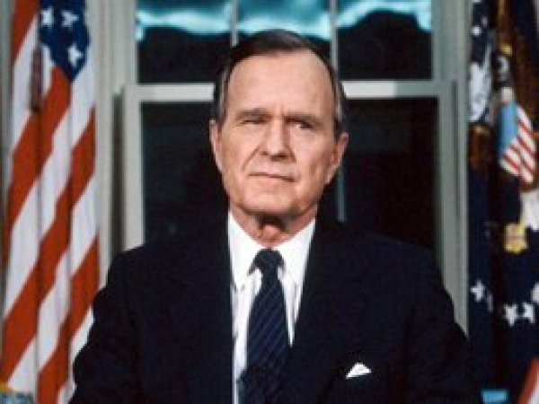  George W.H Bush kimdir?