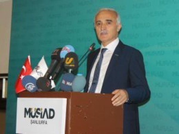 “Doların yükselmesi için birileri spekülasyon yapıyor”