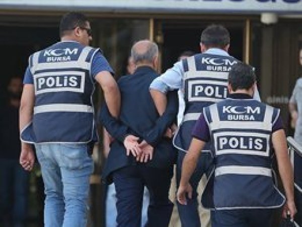 Bylock kullanan 34 polis tutuklandı