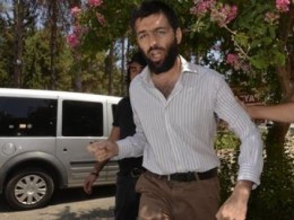 'Üzerimde bomba var' diyen sanığa tahliye