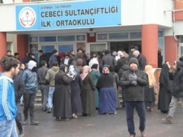 İstanbul'da Siyer Sınavına yoğun katılım