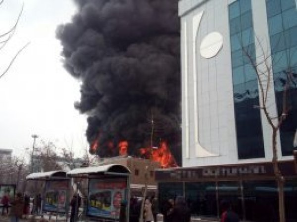 Batman'da sinema salonunda yangın