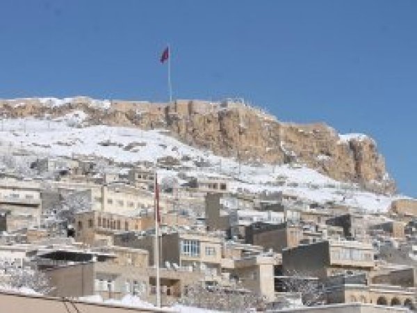 Kar yağışı tarihi kente ayrı bir güzellik kattı 