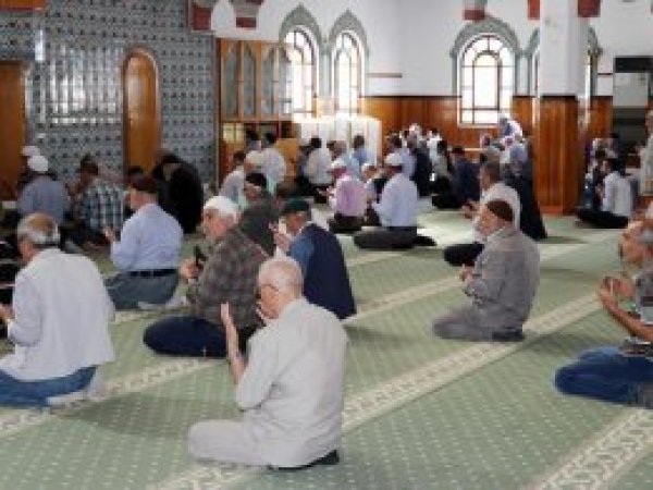 'Cami olan yer Müslüman beldesi olduğunun ispatıdır'