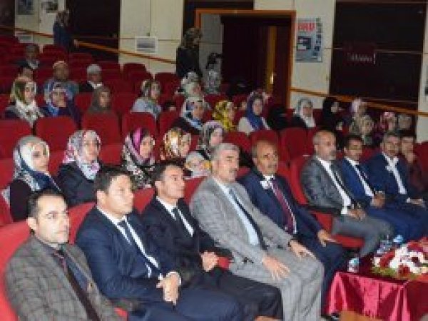 'İslam medeniyeti camilerden yükselmiştir'