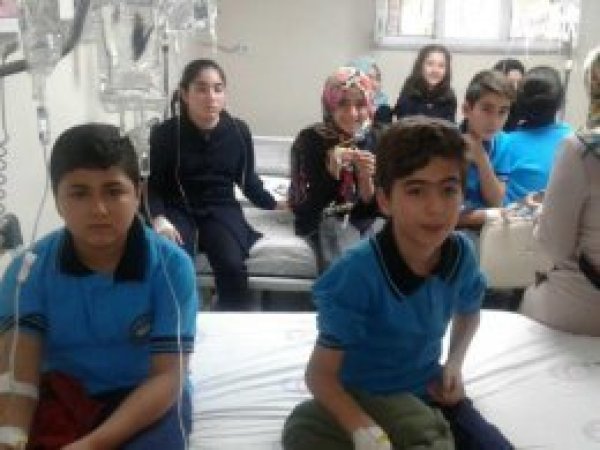 Batman'da zehirlenen 9 öğrenci hastanelik oldu
