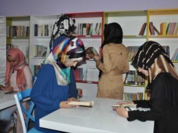 Batman’da 'Kitap Kafe' açıldı