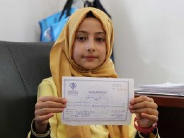 Yarışmada kazandığı ödülü Arakan’a bağışladı