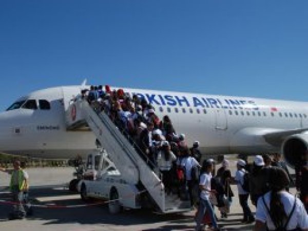 Adıyamanlı öğrenciler Balıkesir’e uğurlandı