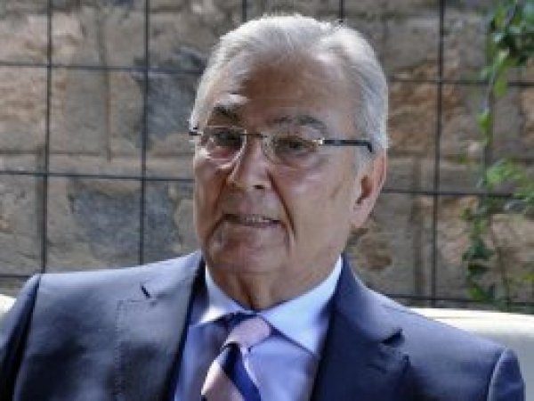 Deniz Baykal yeniden ameliyata alındı