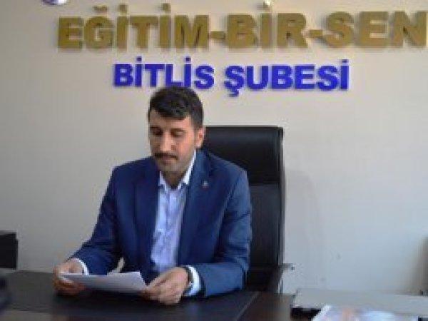 'Yerel değerlere dayanan evrensel bir eğitim sistemi kurulamadı'