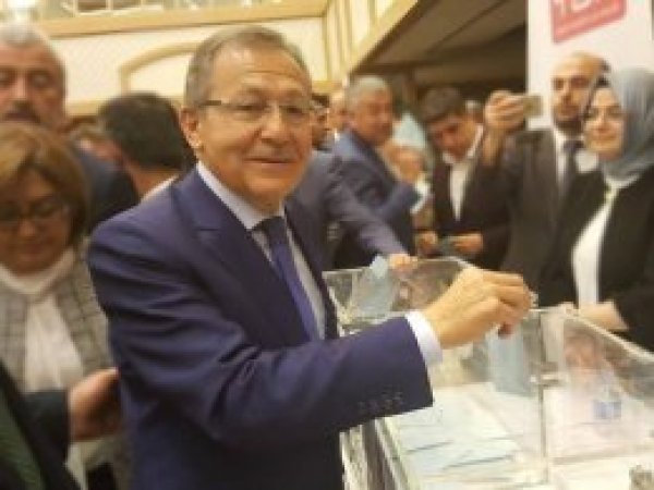 Balıkesir Belediye Başkanı istifa edeceğini açıkladı