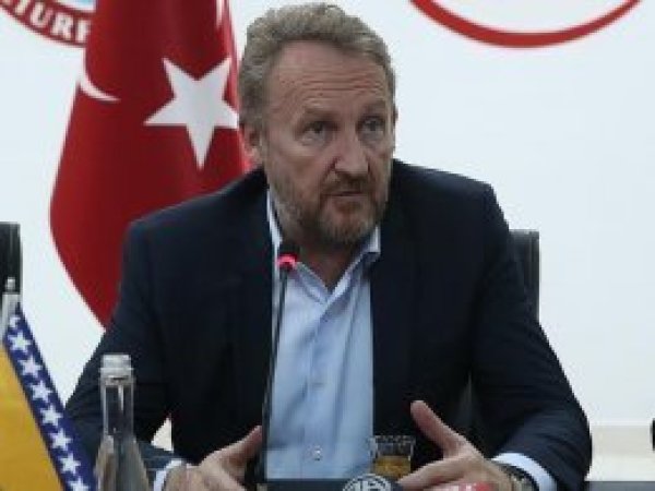 Müslümanlar kendi değerlerine dönüyor