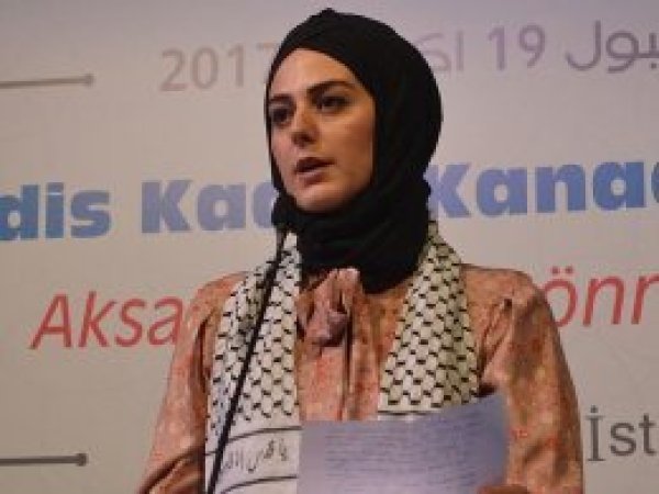 Osmanoğlu'dan 'sergi' açıklaması