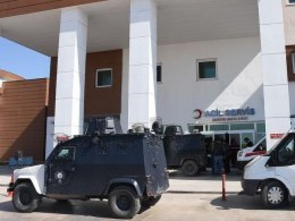 Çocukların bulduğu cisim patladı: 3 yaralı