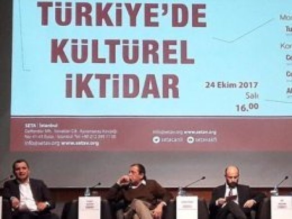 'Postmodern popülizmin hegemonyası altındayız'