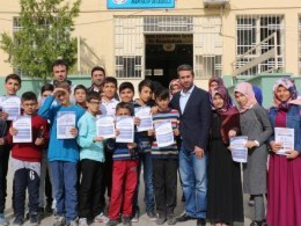 'Sınavla Kur'an'ı okuma ve anlama çabaları destekleniyor'