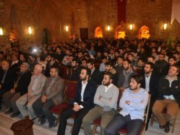 Bursa'da 'hayâ timsali Hz. Osman' anlatıldı