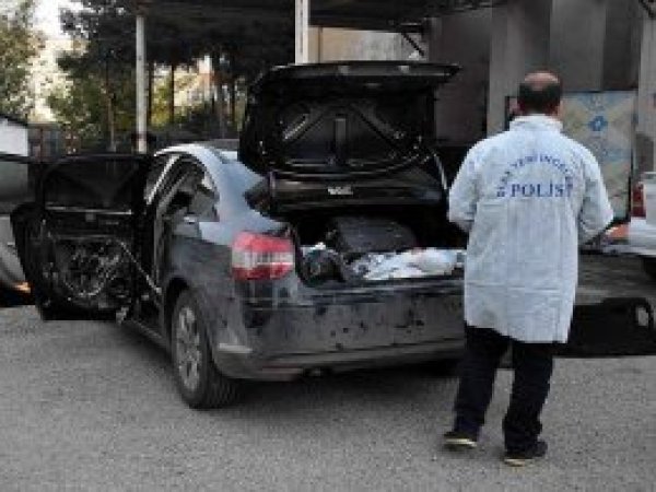 Uyuşturucu operasyonunda eski polise gözaltı