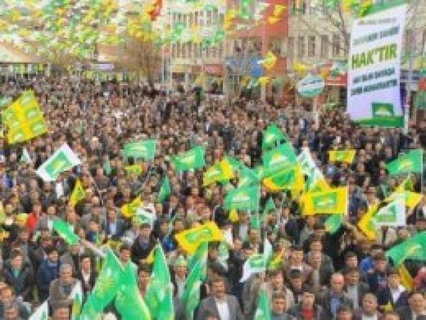 Anketlerde HÜDA PAR sürprizi 